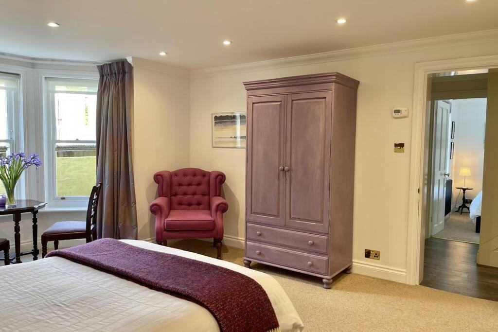 Lavender Apartment - Spacious Apartment Close To The Beach Deal Exterior foto